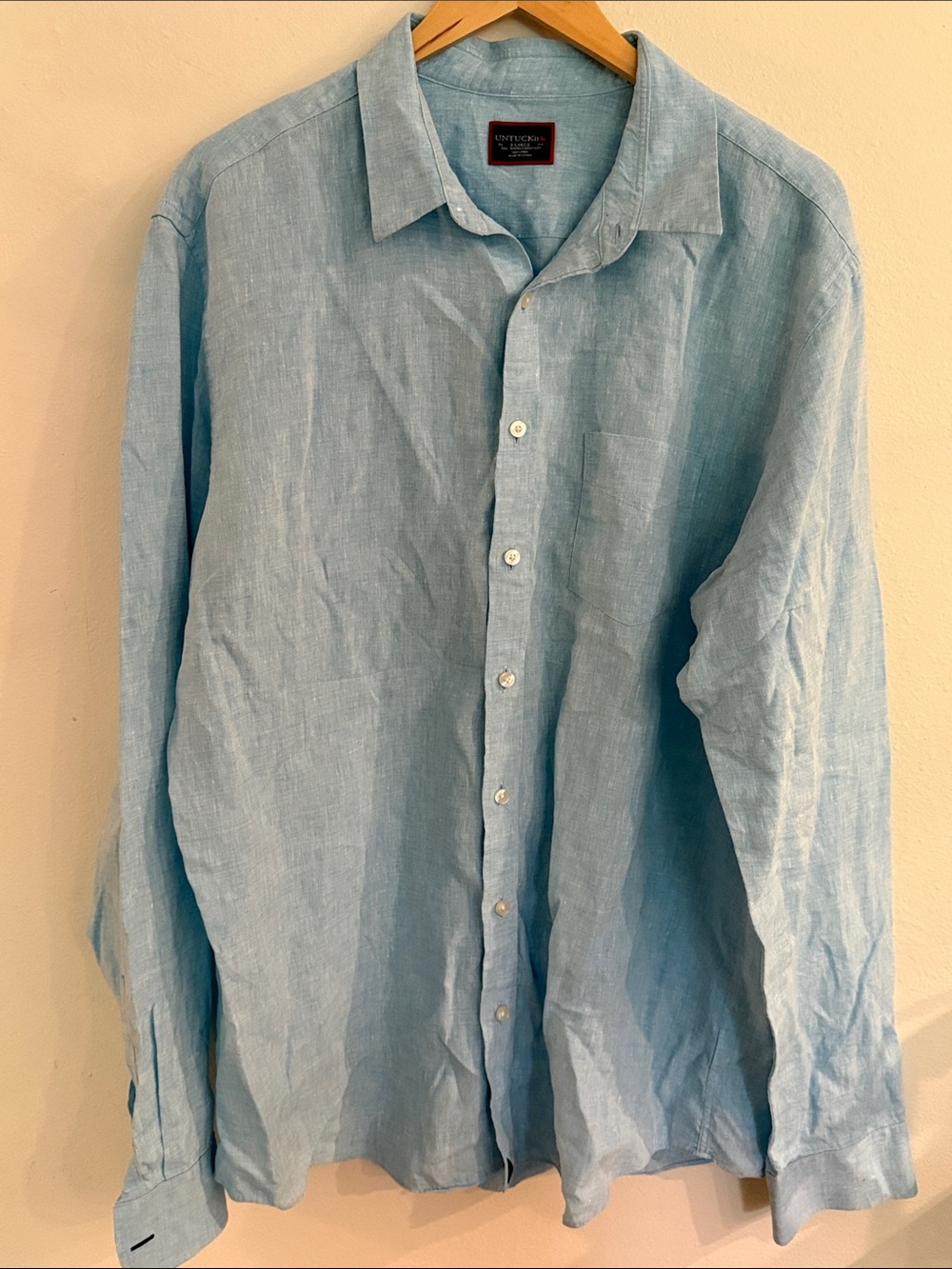 Untuckit sz XL linen button down light blue long sleeve great condition
